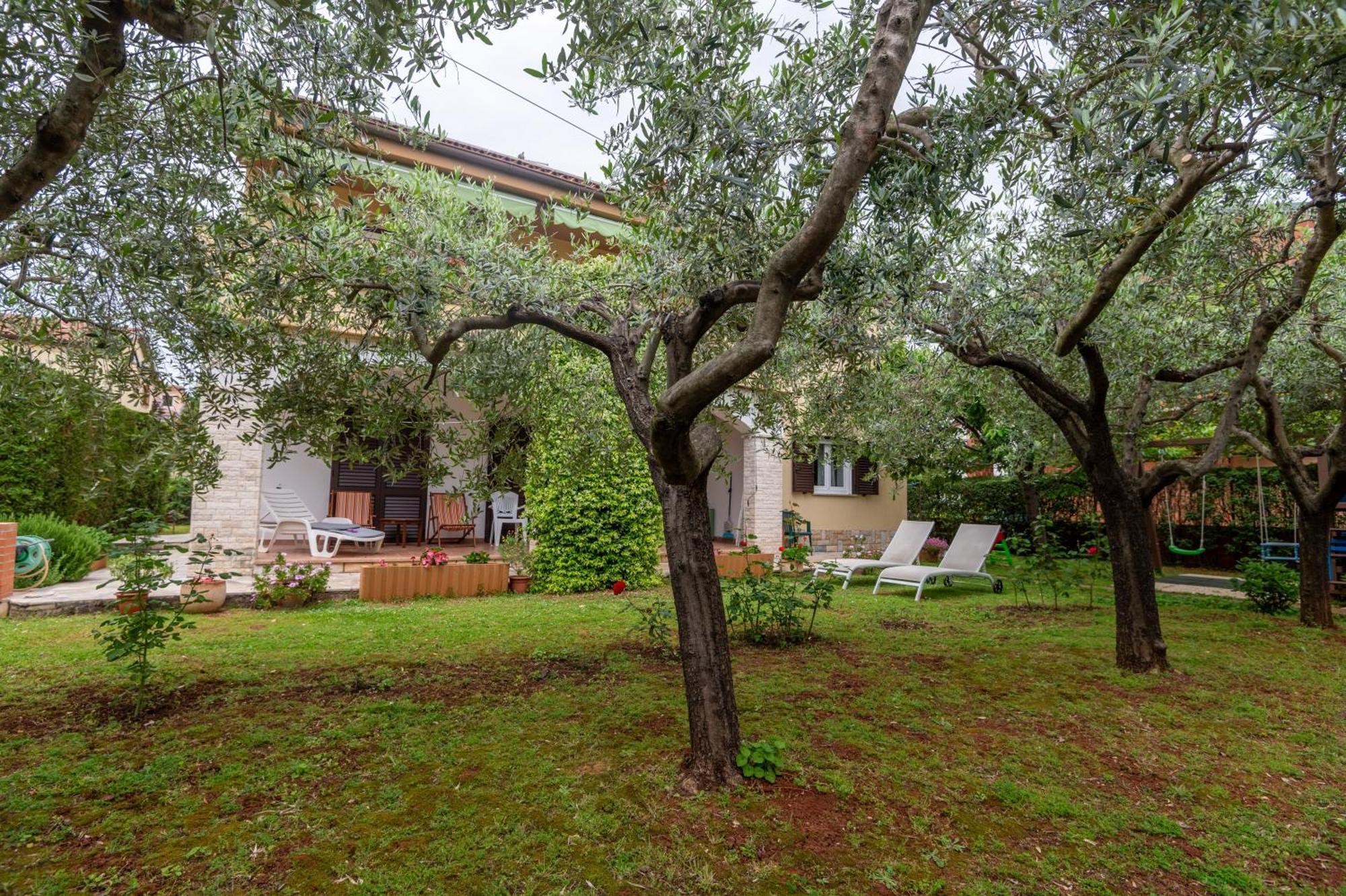 Apartments Mirella Novigrad Istria Esterno foto